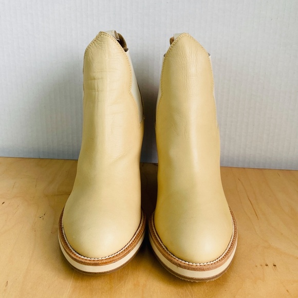 NWOB, ACNE Studio womens leather booties, 41. - Picture 1 of 7
